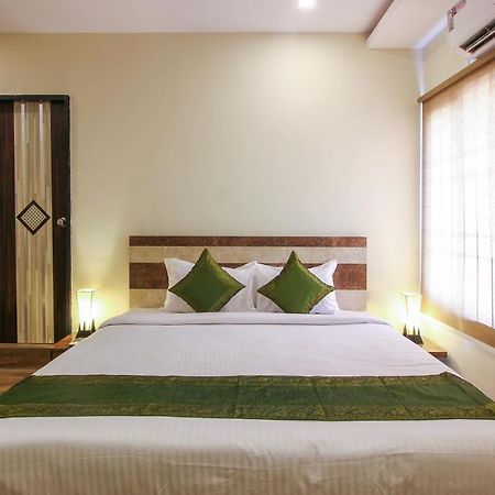 Treebo Address Inn, Banjara Hills Хайдарабад Экстерьер фото