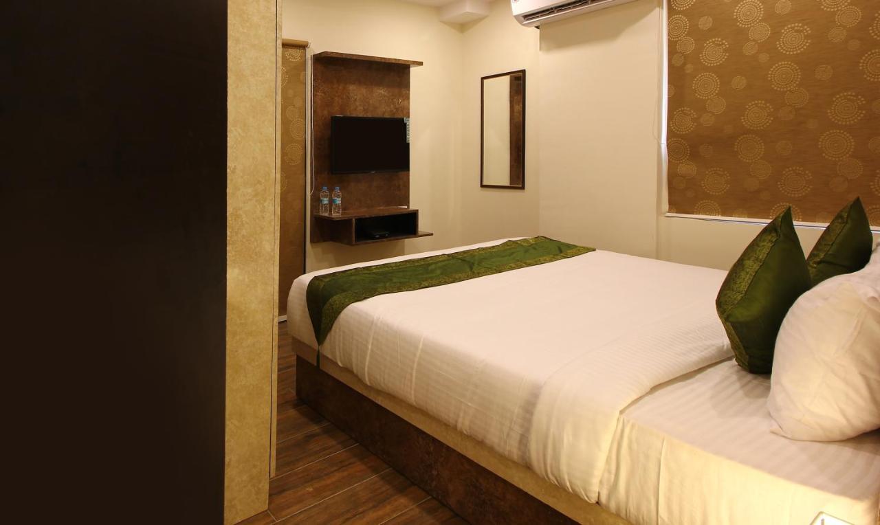 Treebo Address Inn, Banjara Hills Хайдарабад Экстерьер фото