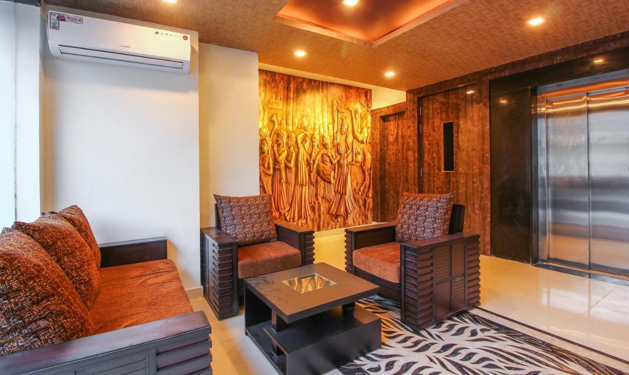 Treebo Address Inn, Banjara Hills Хайдарабад Экстерьер фото